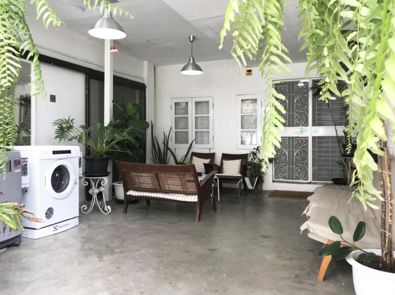 12/14 Home Studio Bangkok Exterior foto